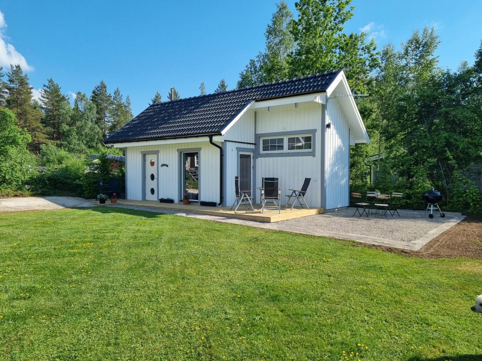 Attefallshuset Toftahoejden 7 Växjö المظهر الخارجي الصورة
